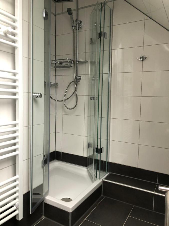 Schiller Pension Bielefeld Bagian luar foto