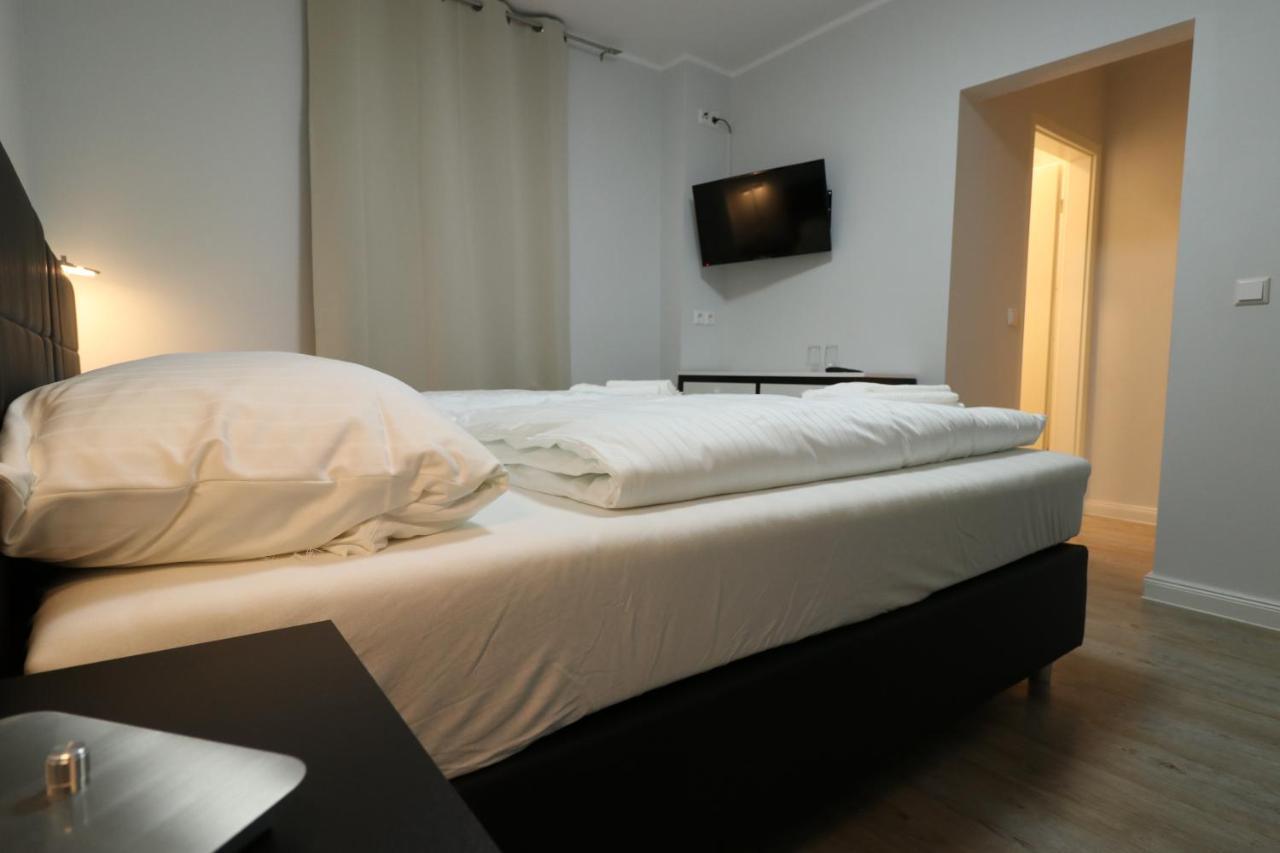 Schiller Pension Bielefeld Bagian luar foto